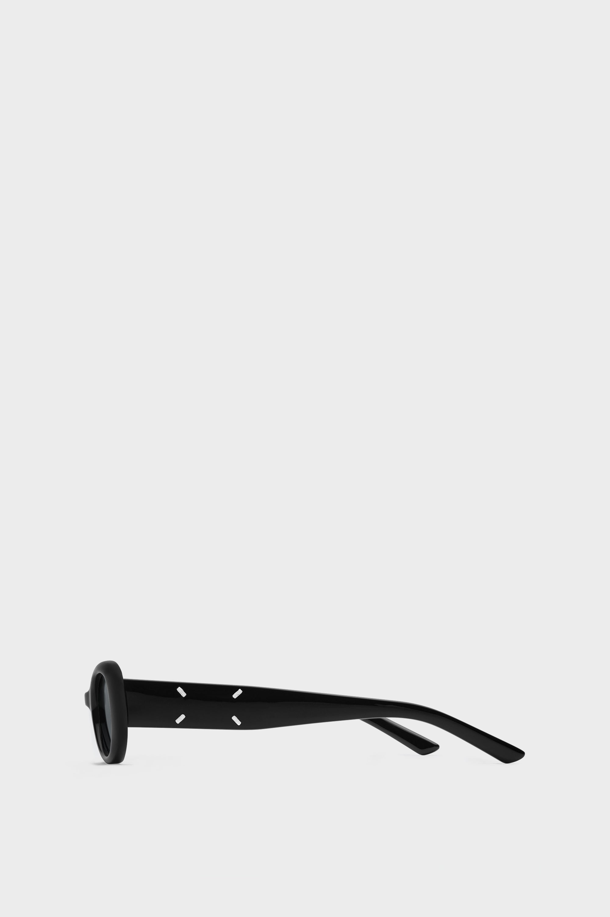 Designer Black MM X Gentle Monster MM206 | Shop Online | Maison