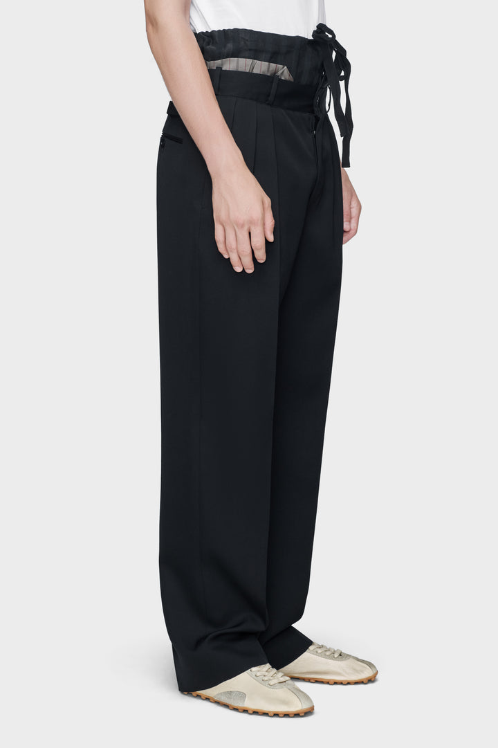 Anonymity of the lining trousers