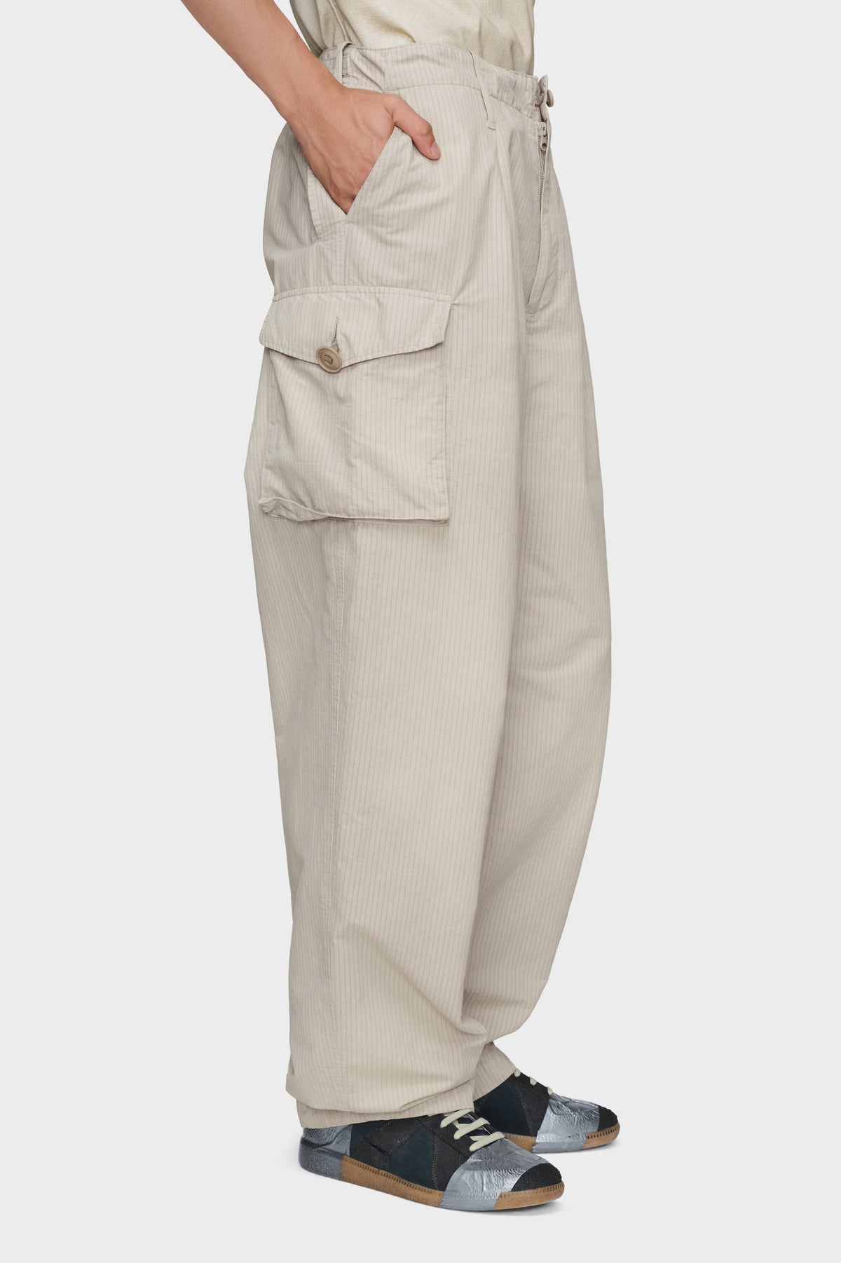 Cotton-blend cargo trousers