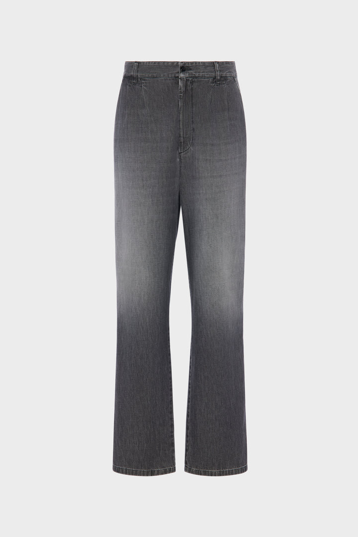 Straight-leg jeans