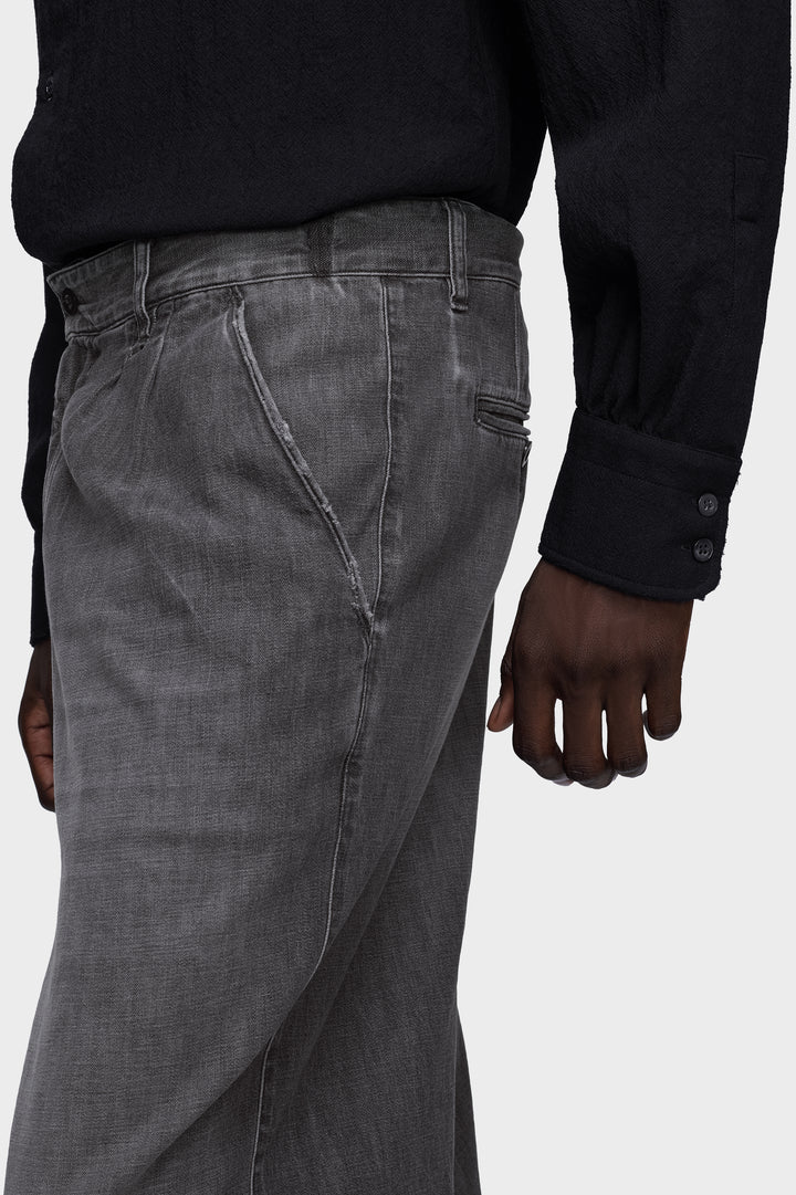 Straight-leg jeans