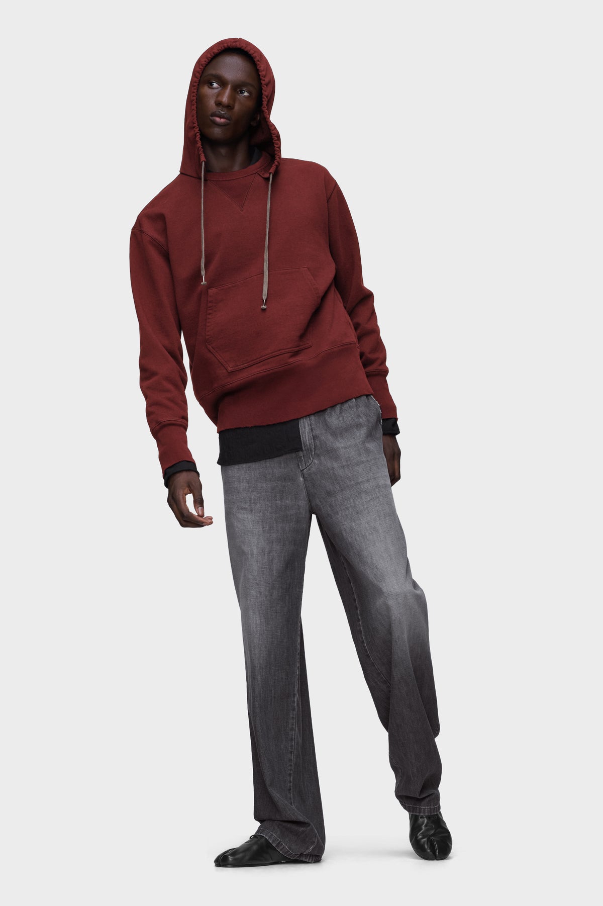 Straight-leg jeans
