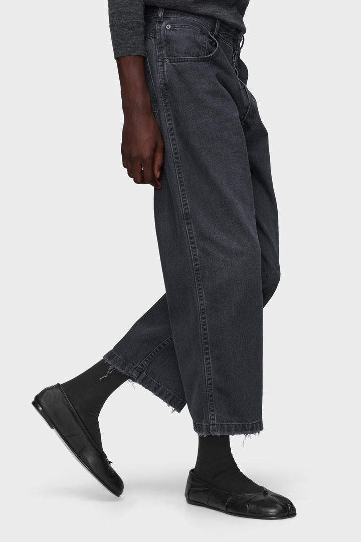 Straight-leg cropped jeans