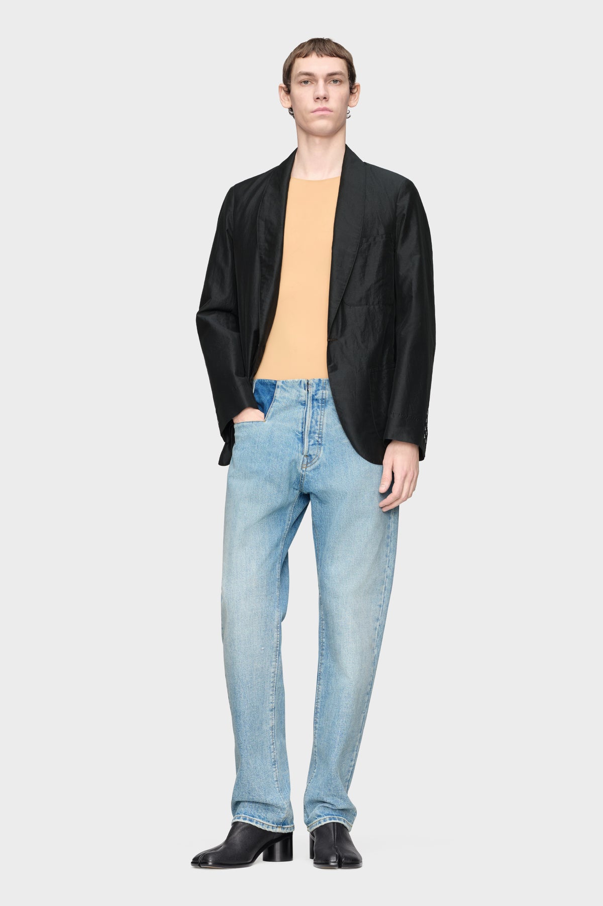 Straight-leg Jeans