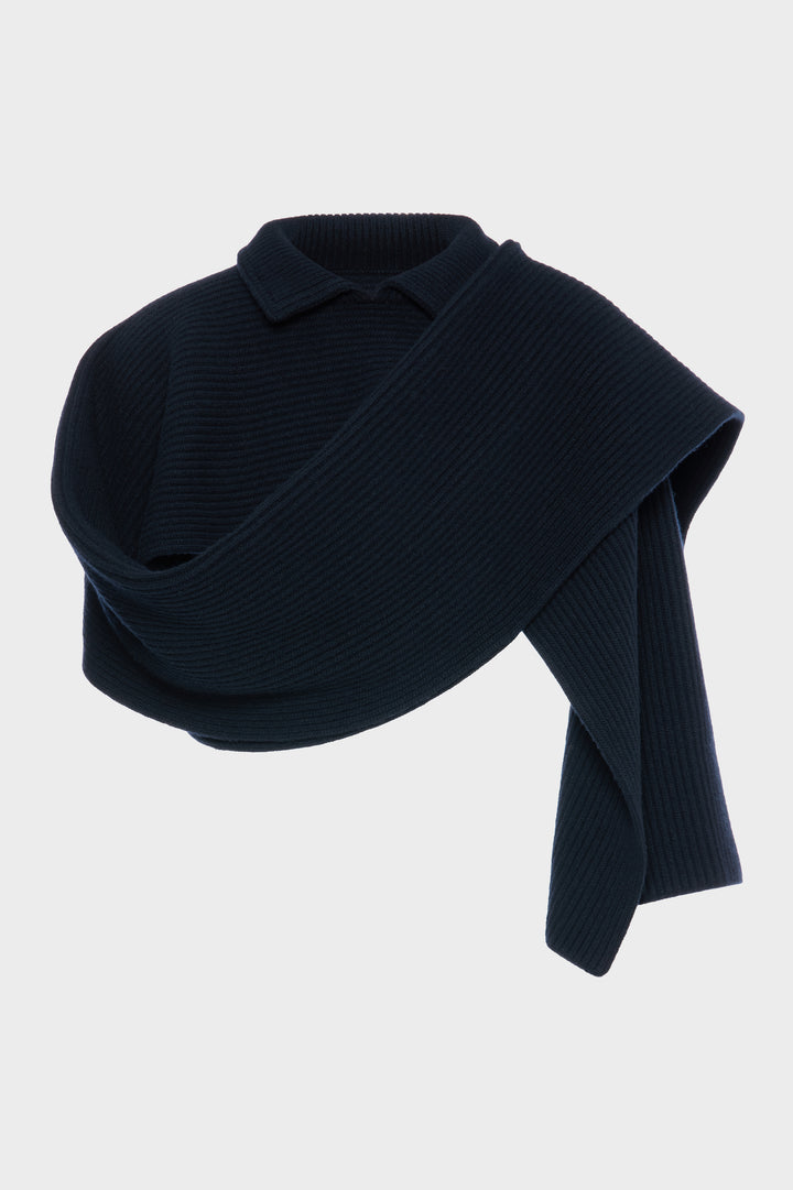 Ribbed wool scarf with collar
