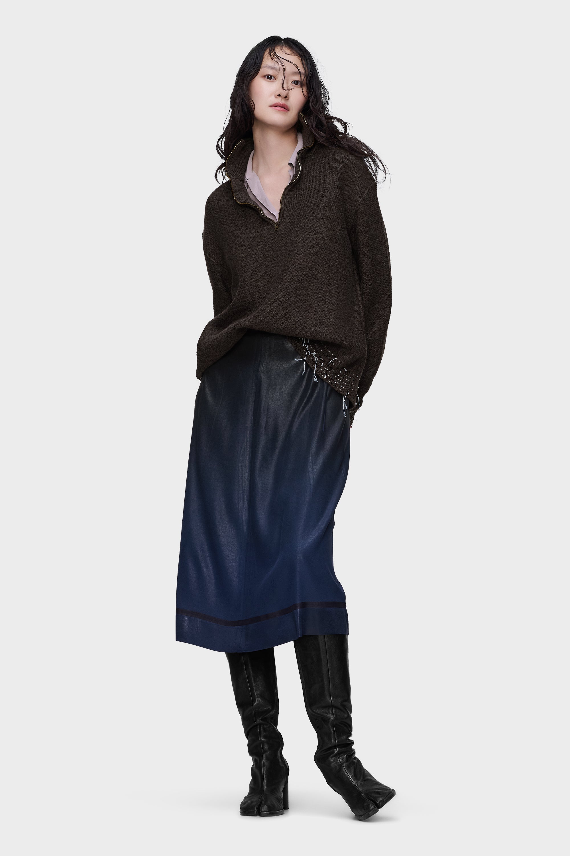 マロン Designer Brown Wool quarter-zip sweater | Shop Online | Maison