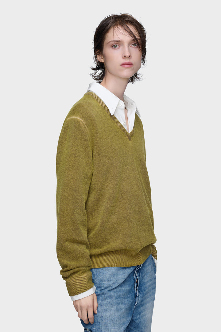 Virgin wool V-neck sweater