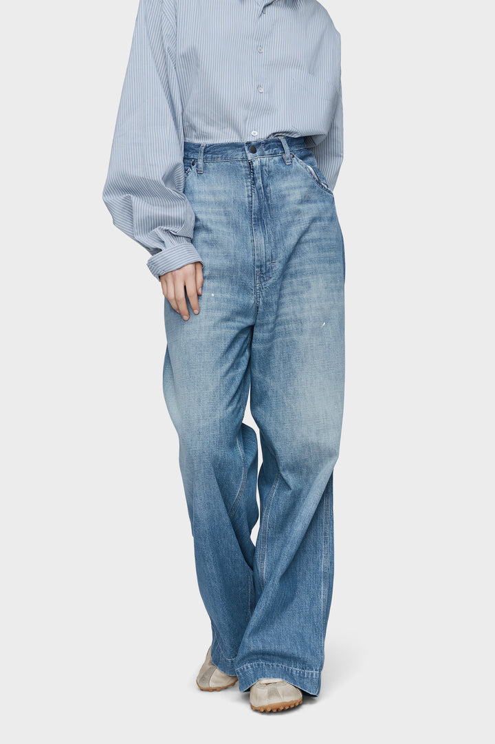 Wide-leg jeans