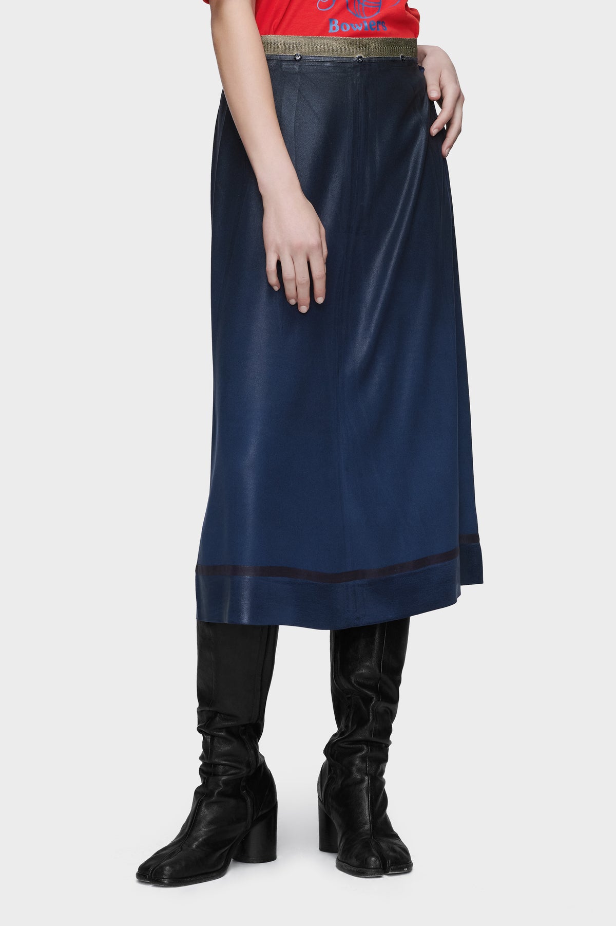 Foil-treated midi skirt