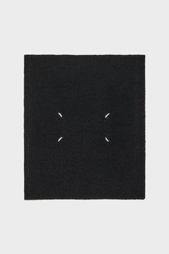 Wool scarf