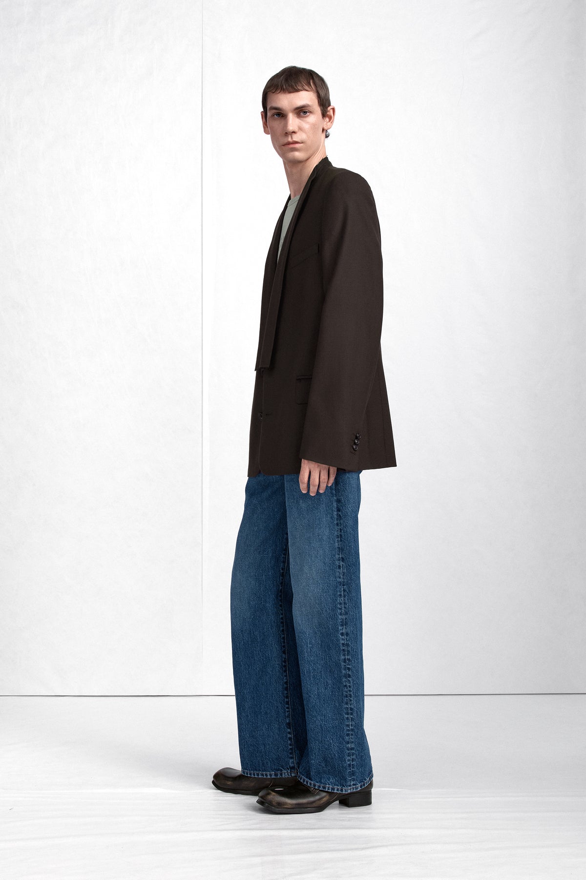 Minimal Collar Wool Blazer