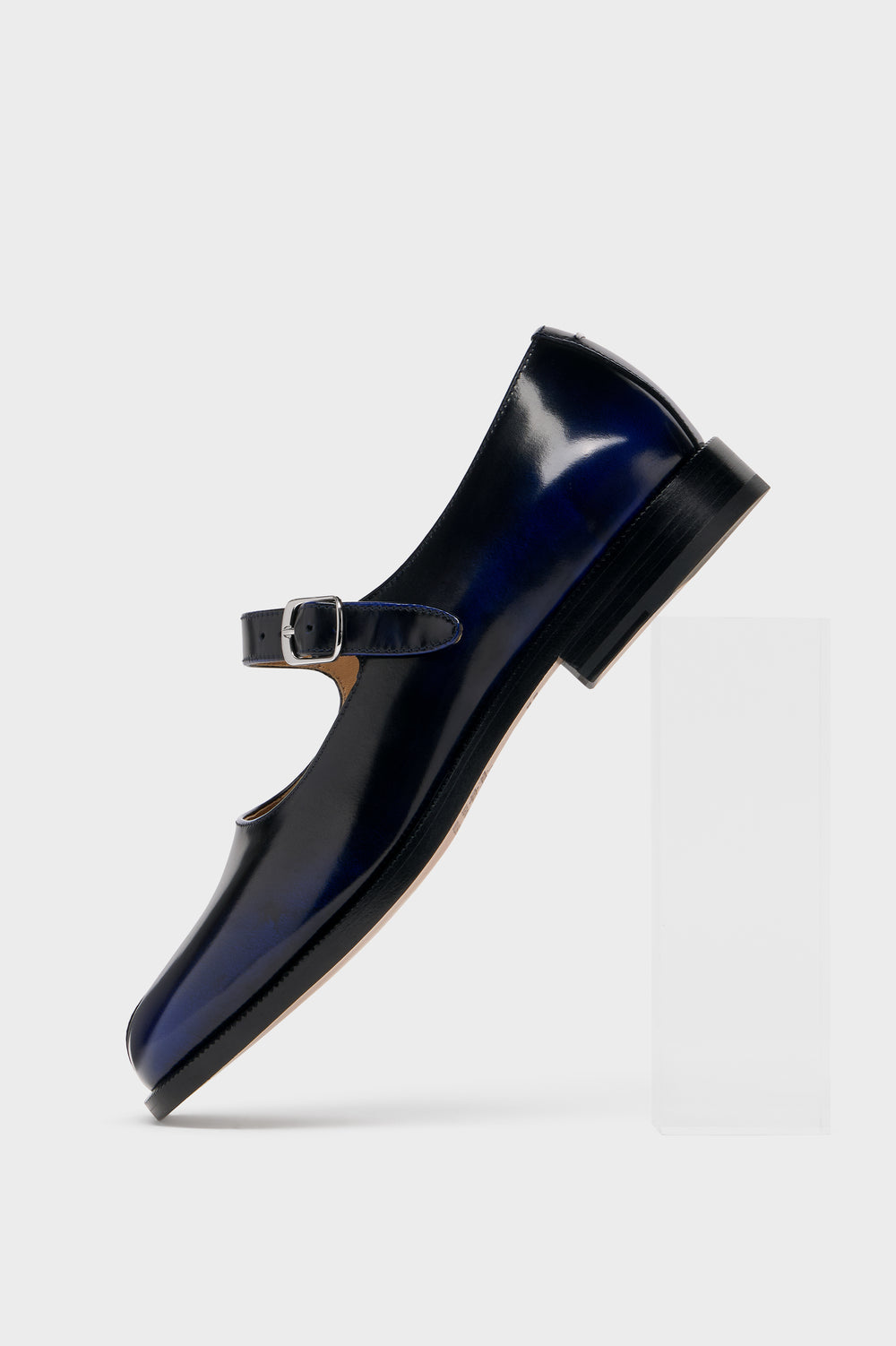 Maison Margiela مدينة تابي ماري جين