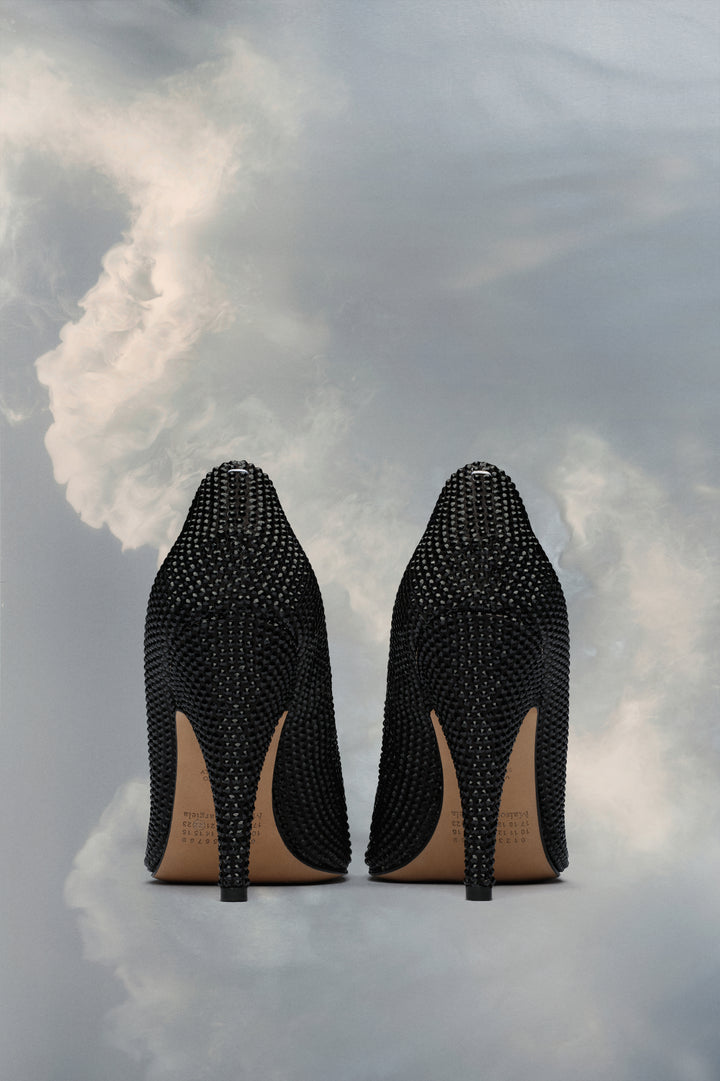 Tabi rhinestone pump