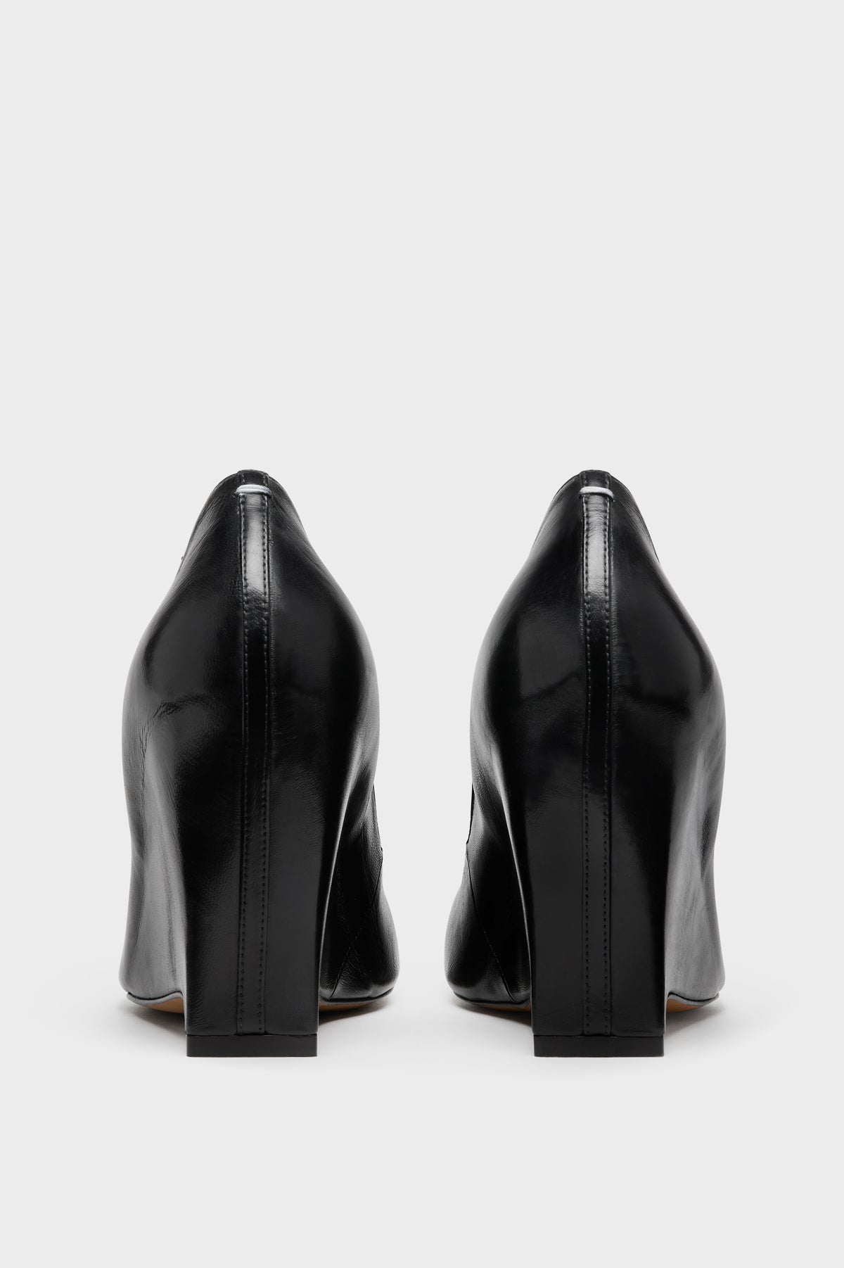 Heel-less Pumps