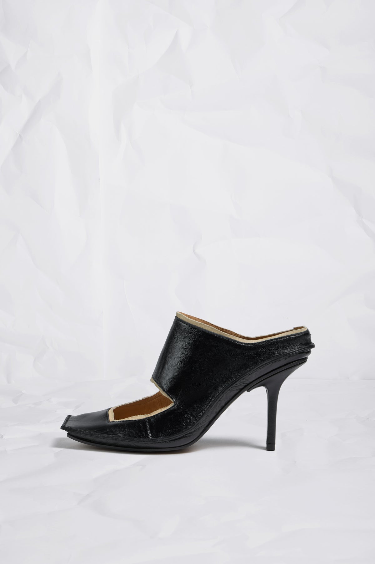 Level Cut-Out Mules
