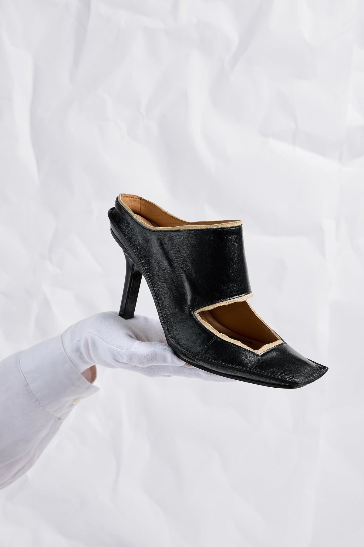 Level Cut-Out Mules