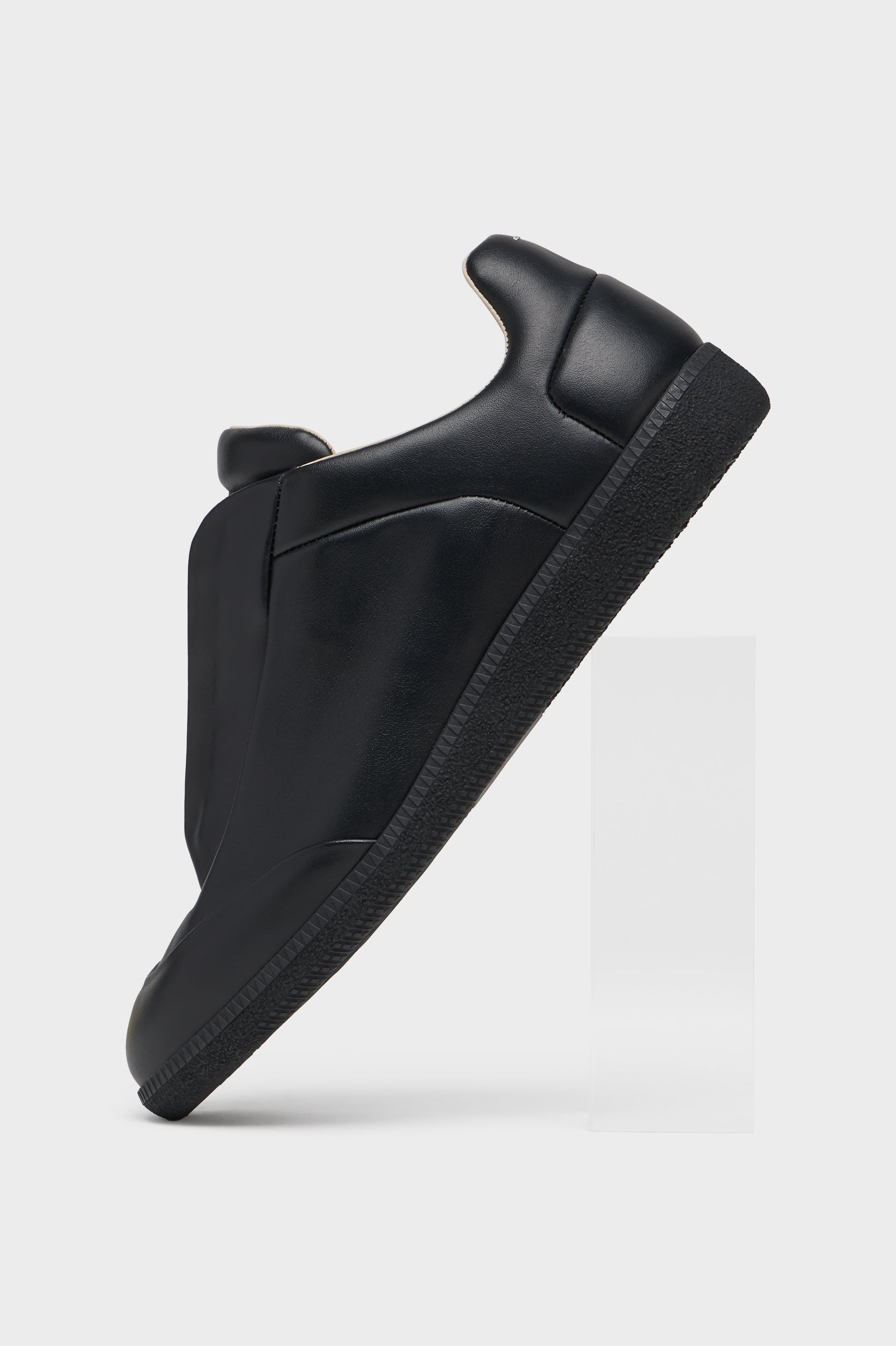 Designer Black Future Low-Top | Shop Online | Maison Margiela