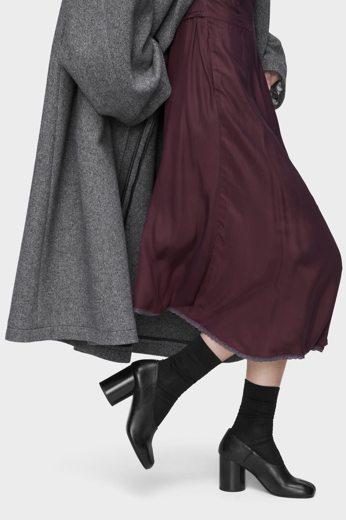 Tabi décolleté pump