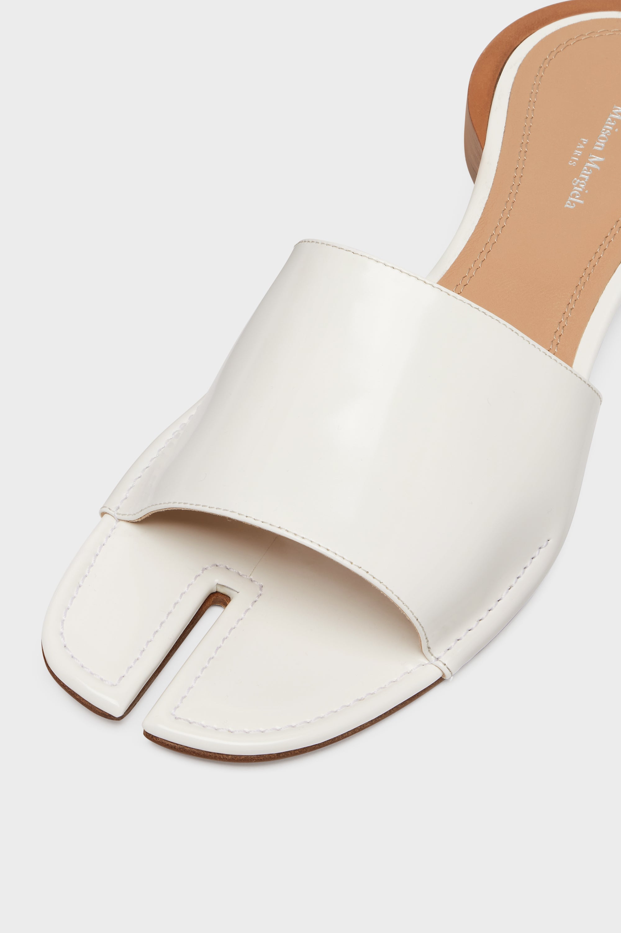 Designer White Tabi Flat Mule | Shop Online | Maison Margiela