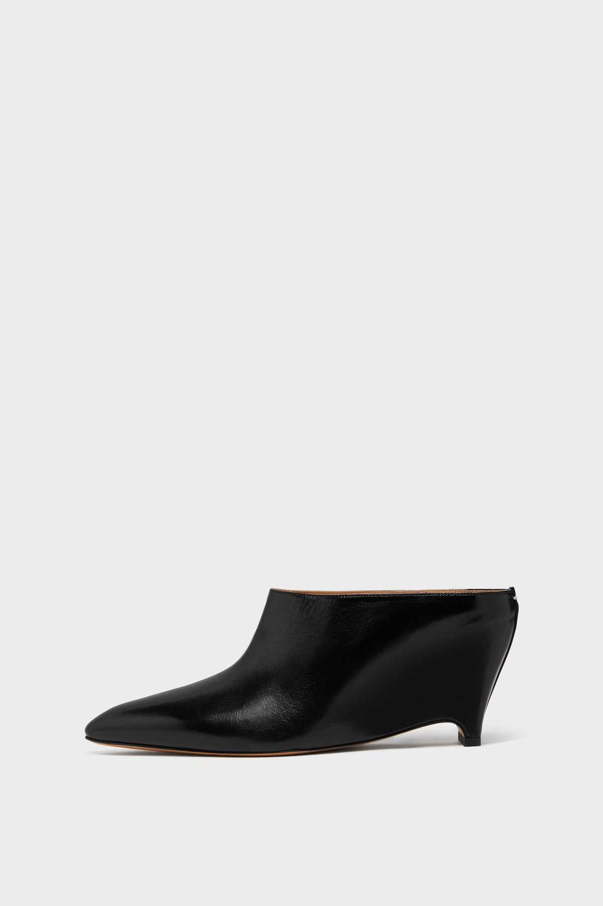 Heel-less Mule