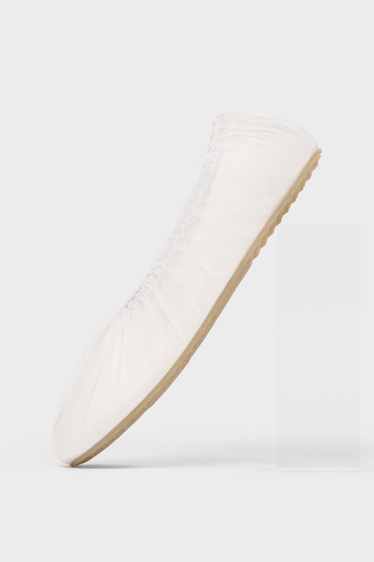 Maison Margiela غطاء الباليه المسطح