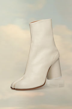 Tabi ankle boots