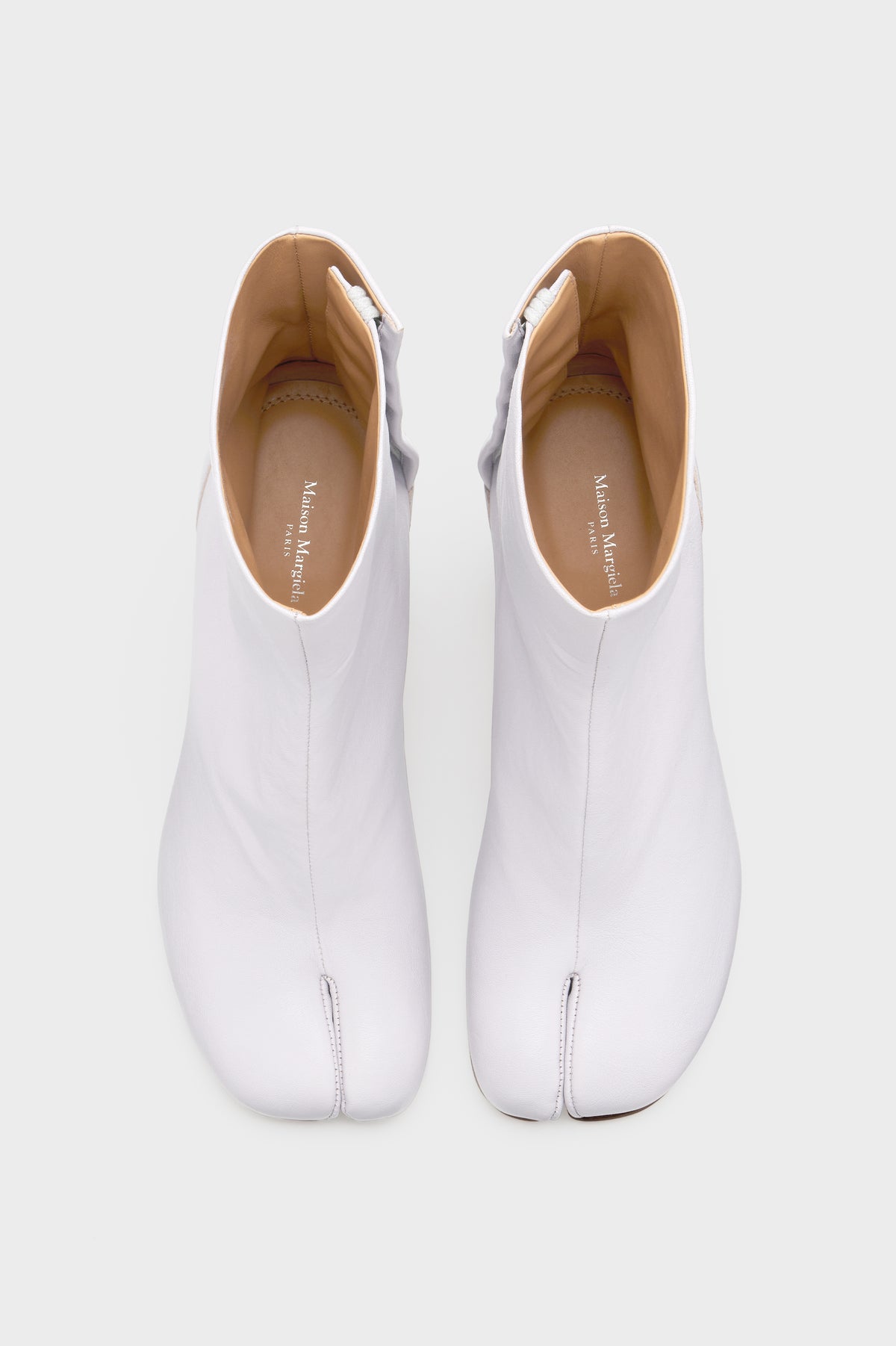 Tabi ankle boots