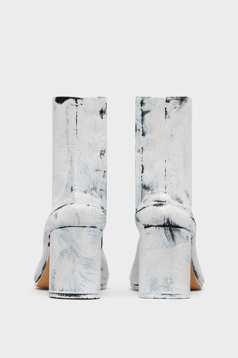 Maison Margiela تابي بيانشيتو أحذية