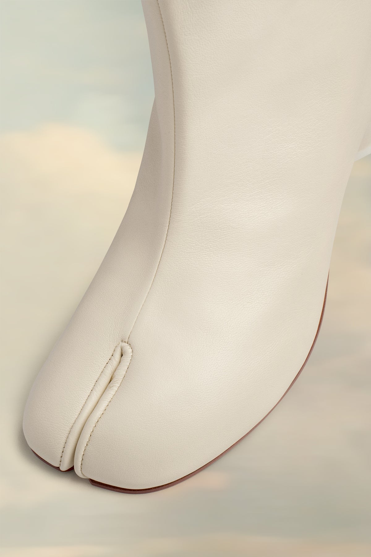 Tabi ankle boots