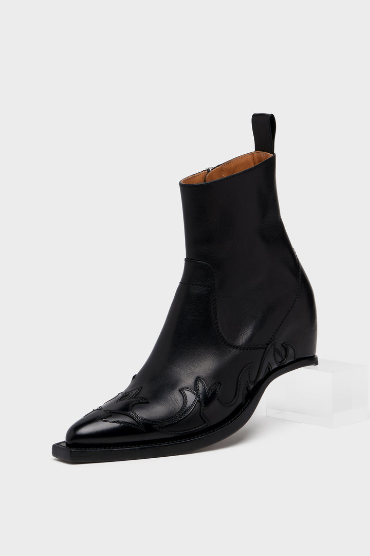 حذاء Western Flame بدون كعب