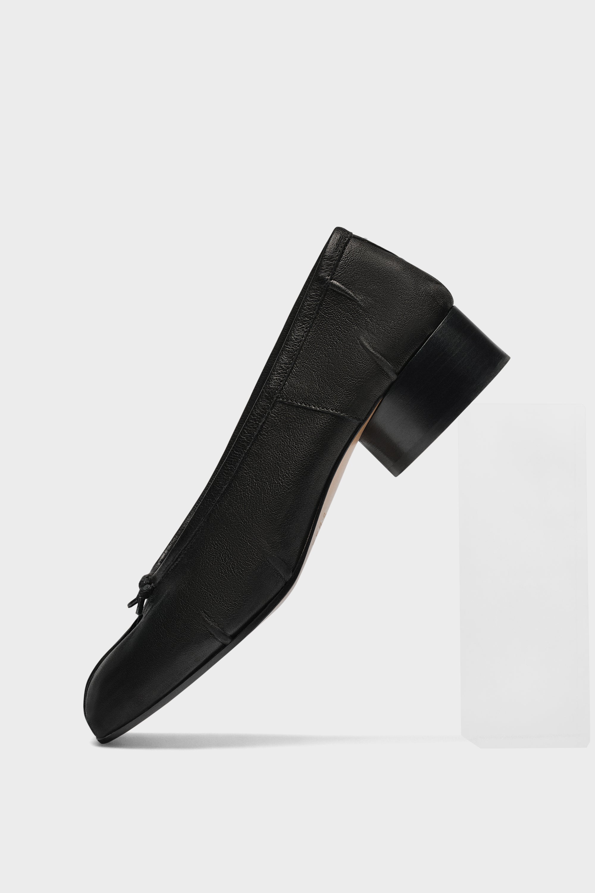 Designer Black Tabi new ballerina | Shop Online | Maison Margiela
