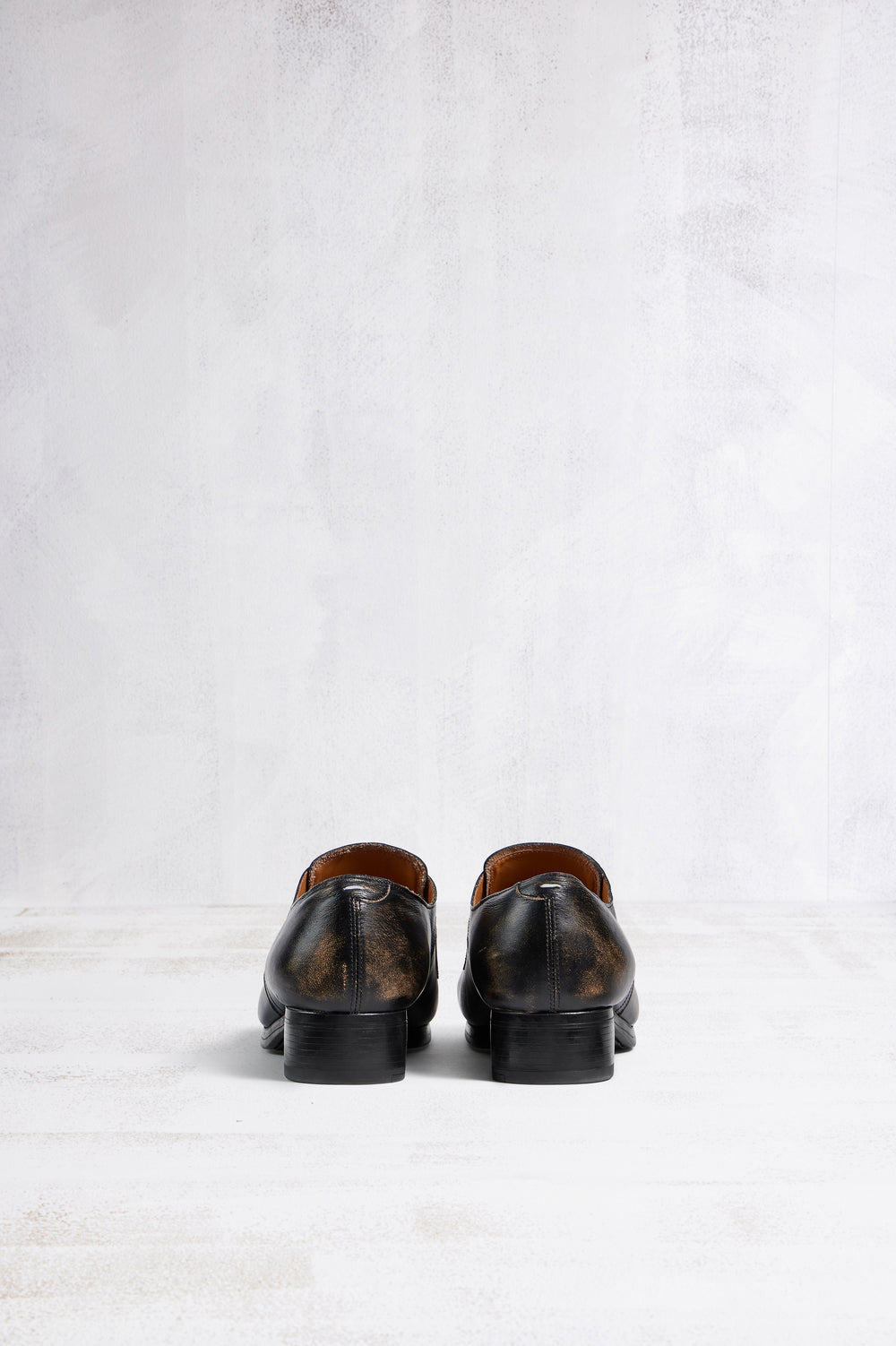 Maison Margiela فلات لِيس-أب مبيَض
