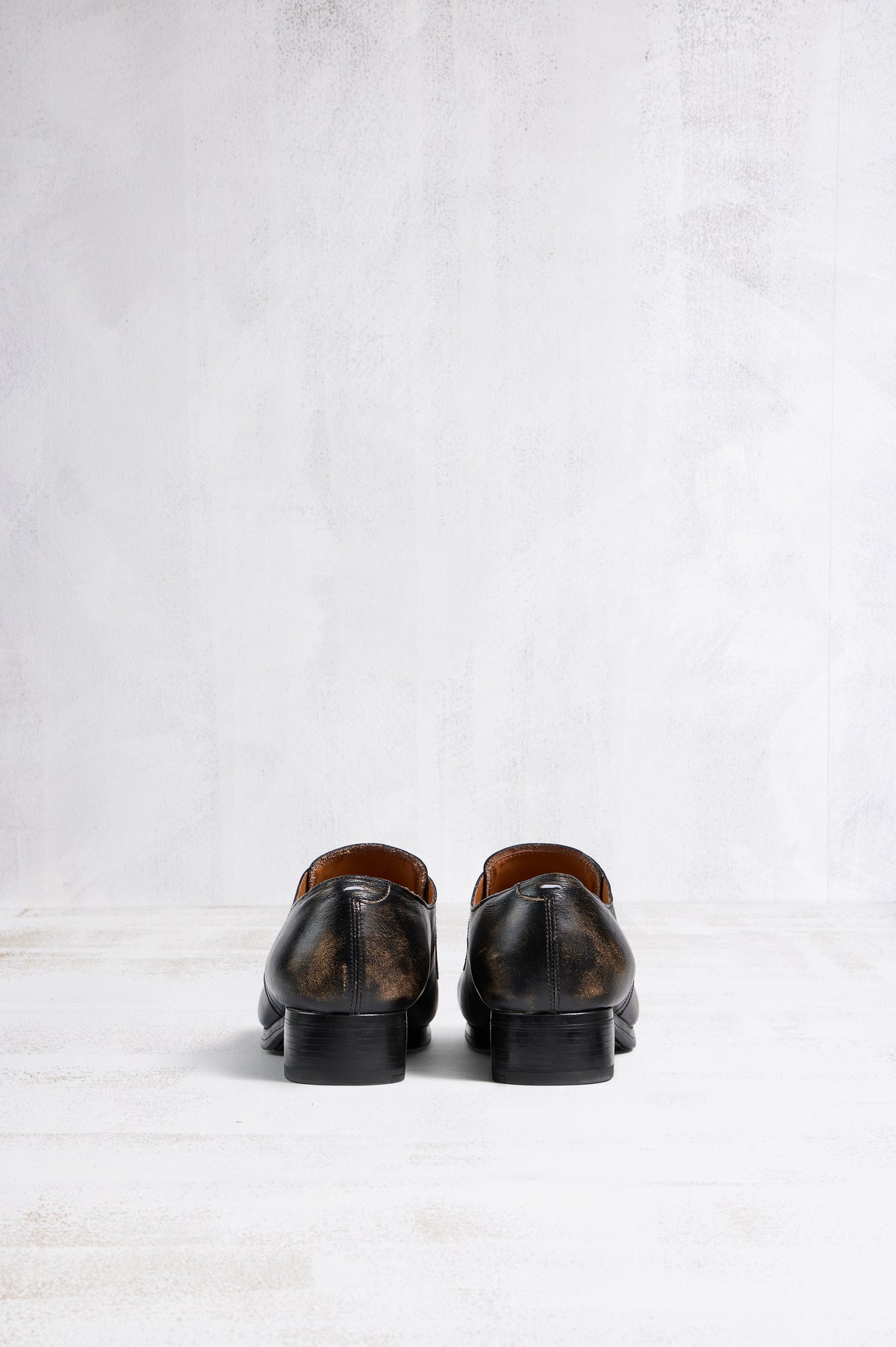 Float Lace-Up Bleached
