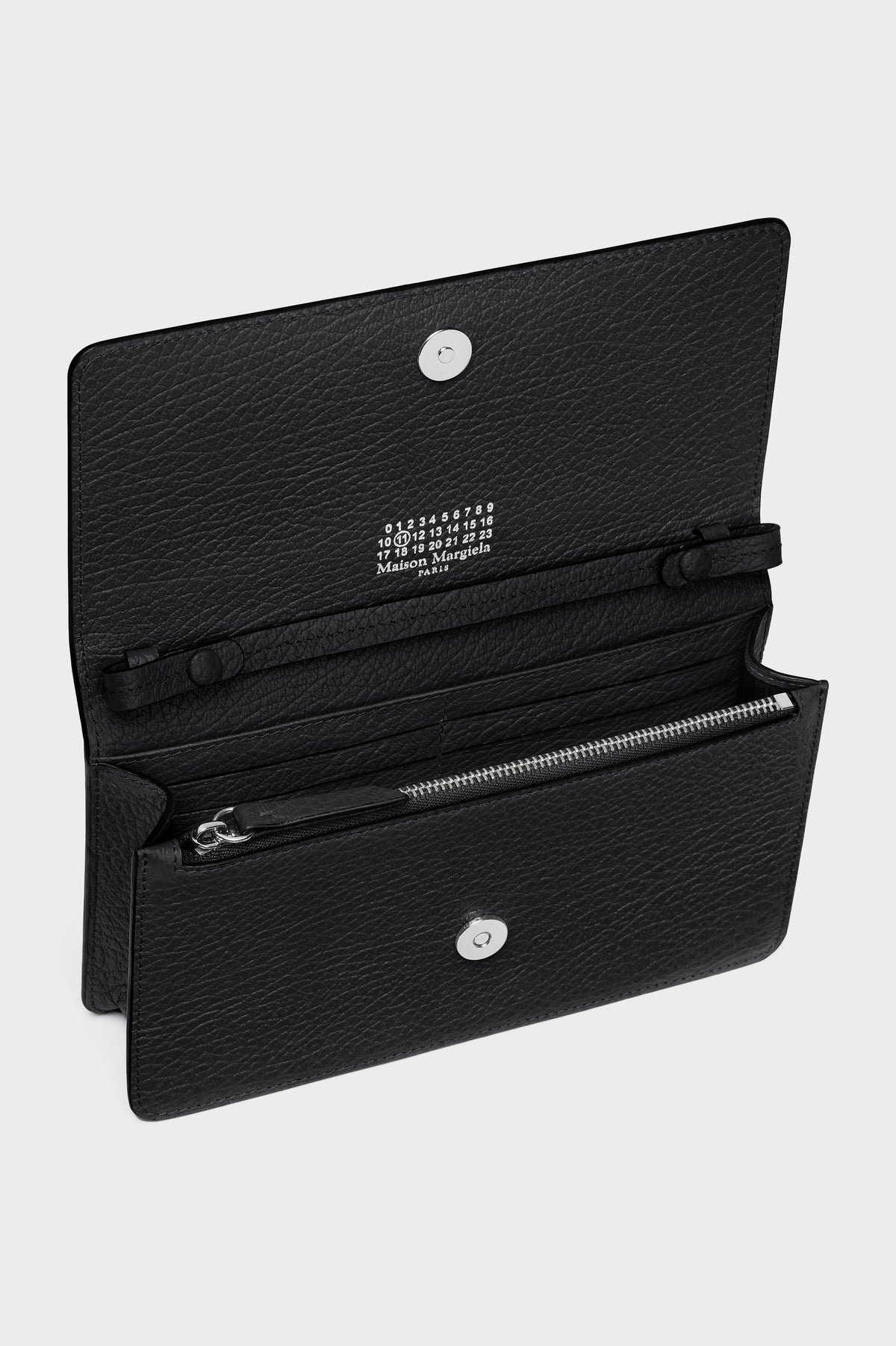 Four stitches chain wallet