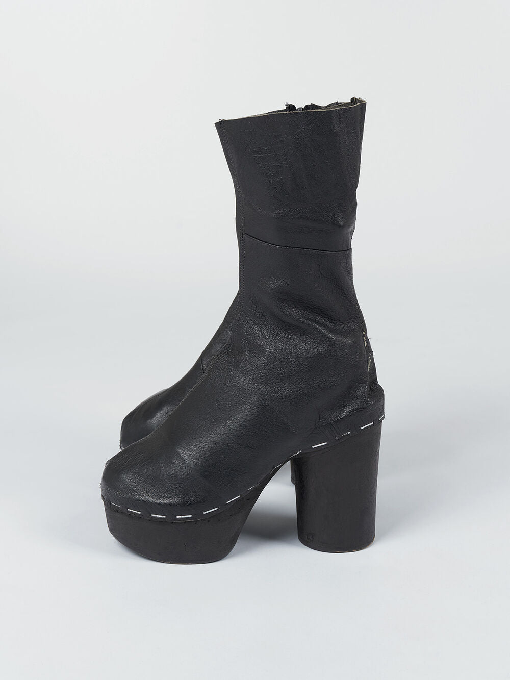 Maison Margiela Tabi Collection | Iconic Split-Toe Shoes UAE