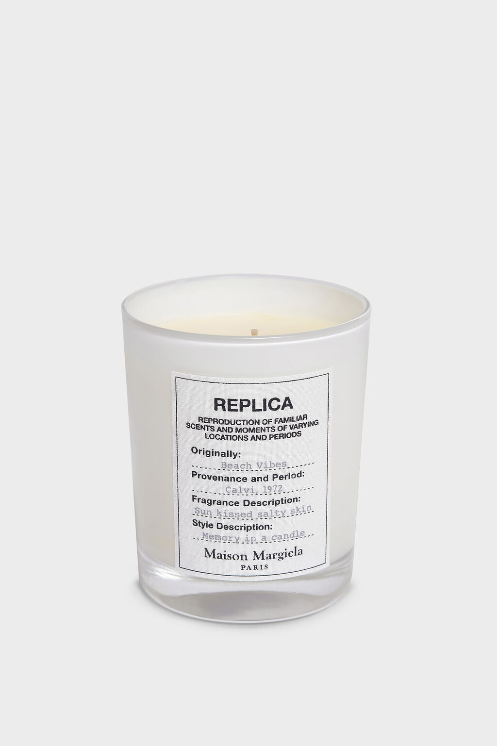Replica Beach Vibes candle