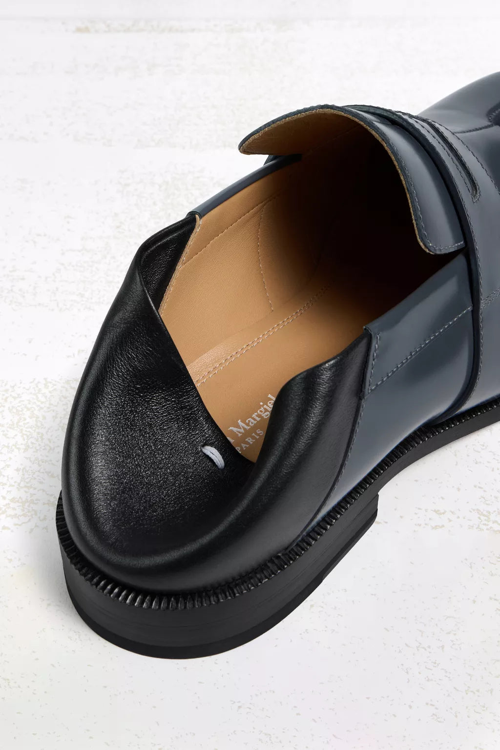 Tabi loafers