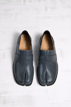 Tabi loafers