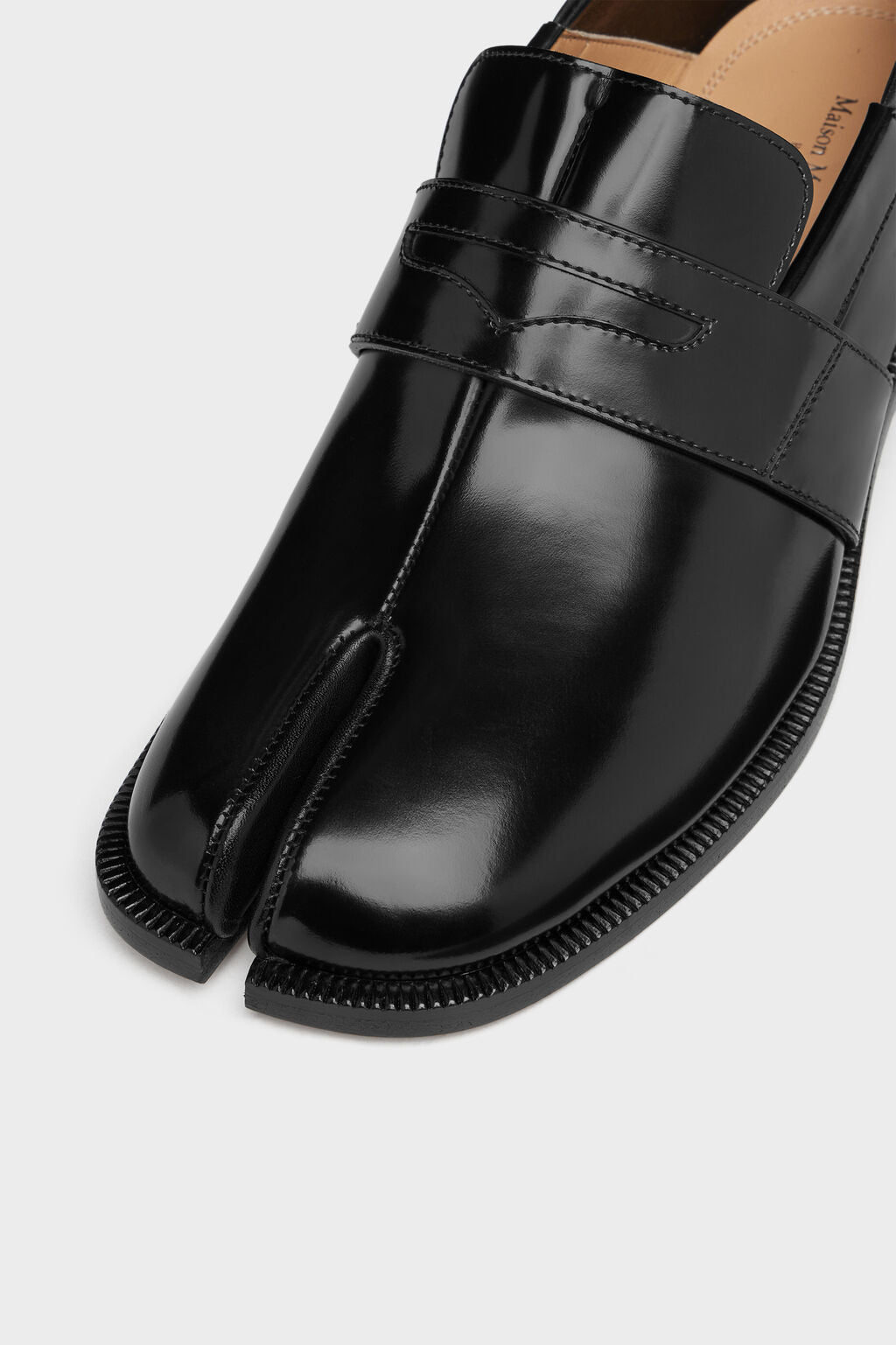 Designer Black Tabi loafers | Shop Online | Maison Margiela