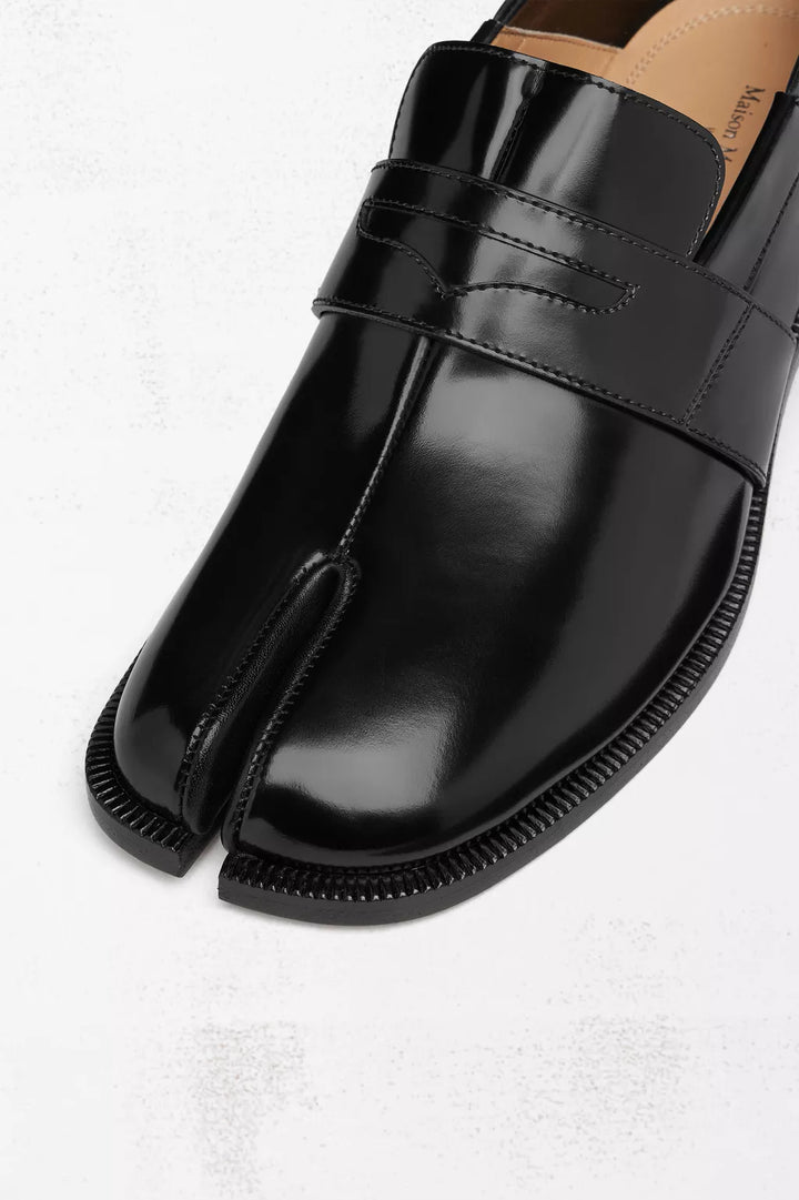 Tabi loafers