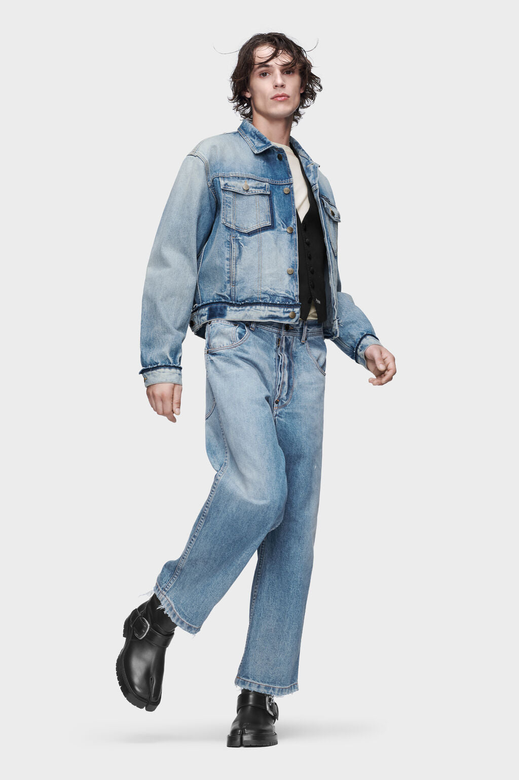 Straight-leg cropped jeans