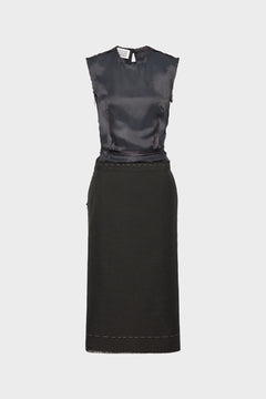 Sleeveless dress