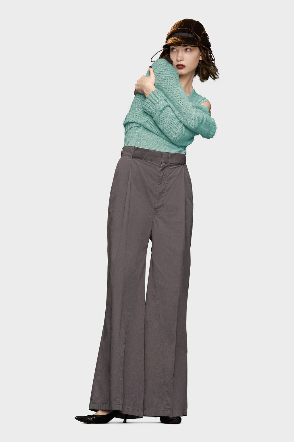 Pleat trousers