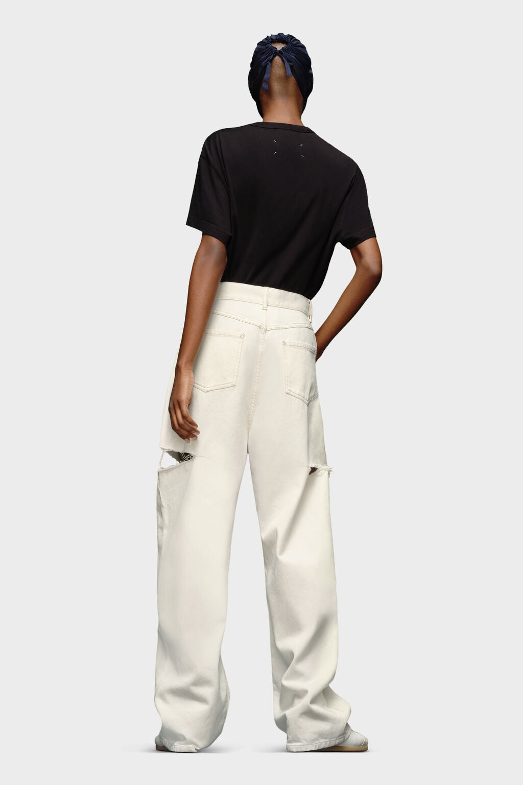 Denim jeans with slash details