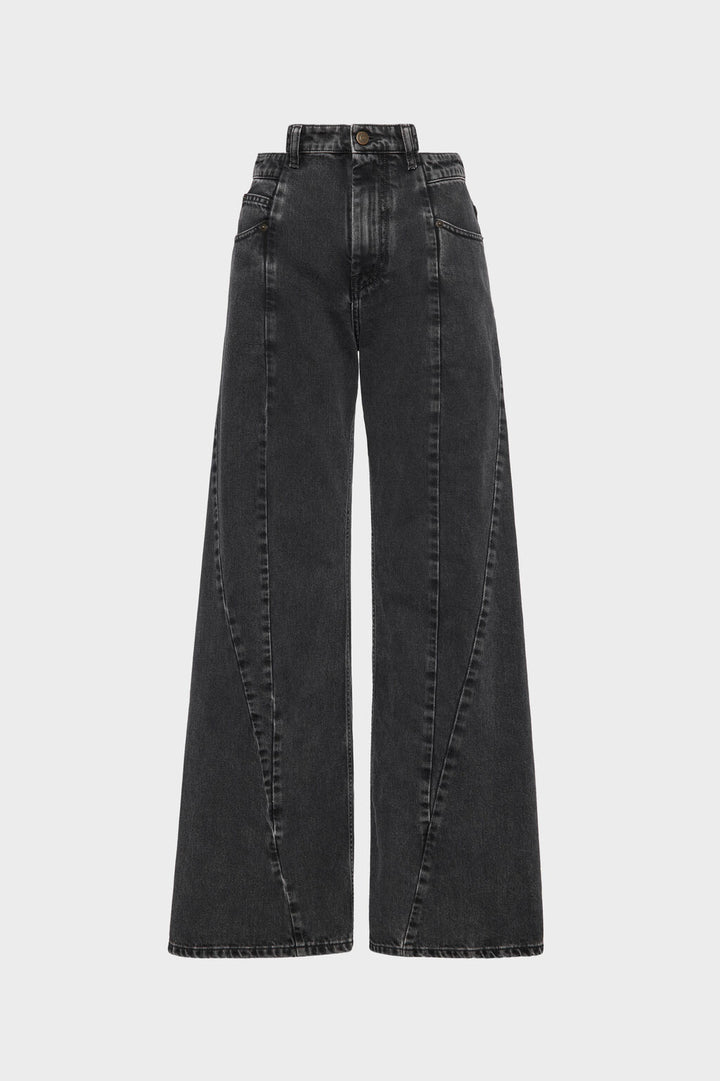 Cut-out jeans