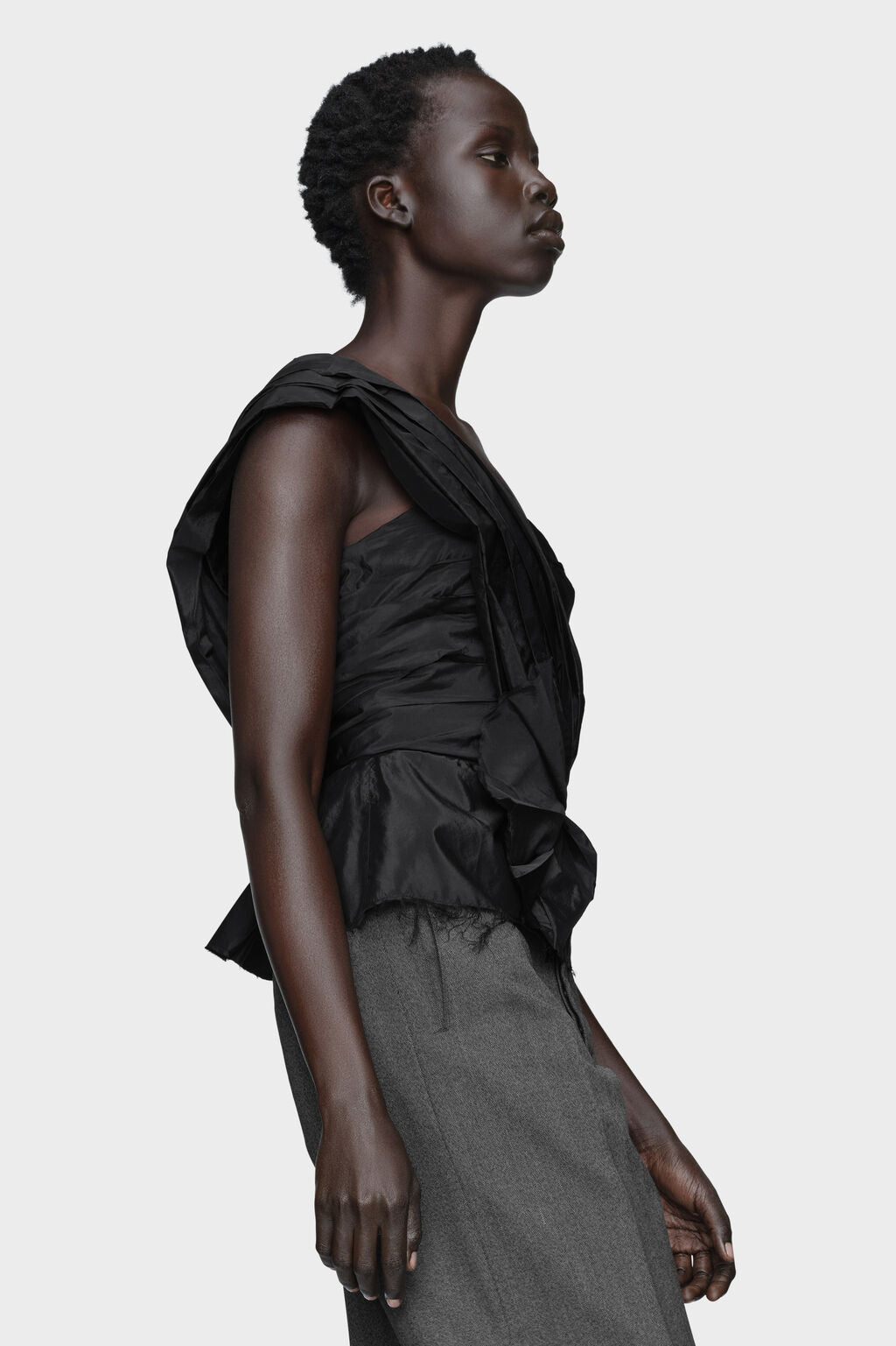 Asymmetric draped top