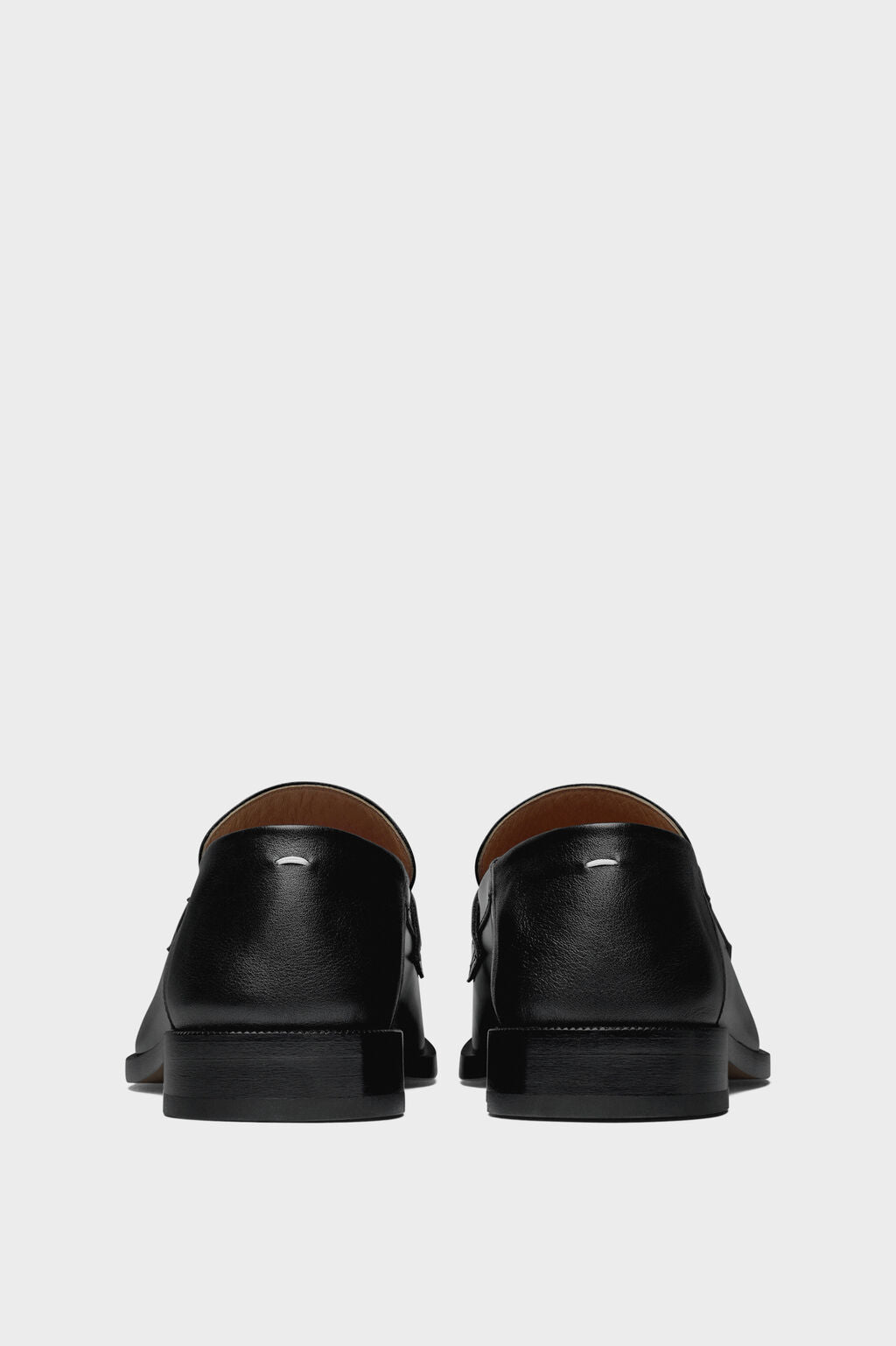 Tabi slip-on