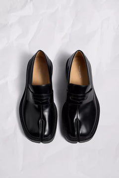 Tabi loafers