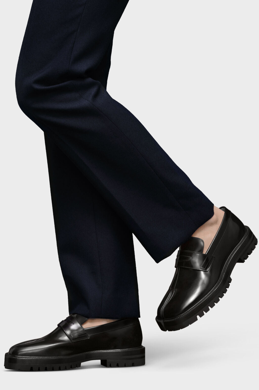 أحذية تابي بدون كعب