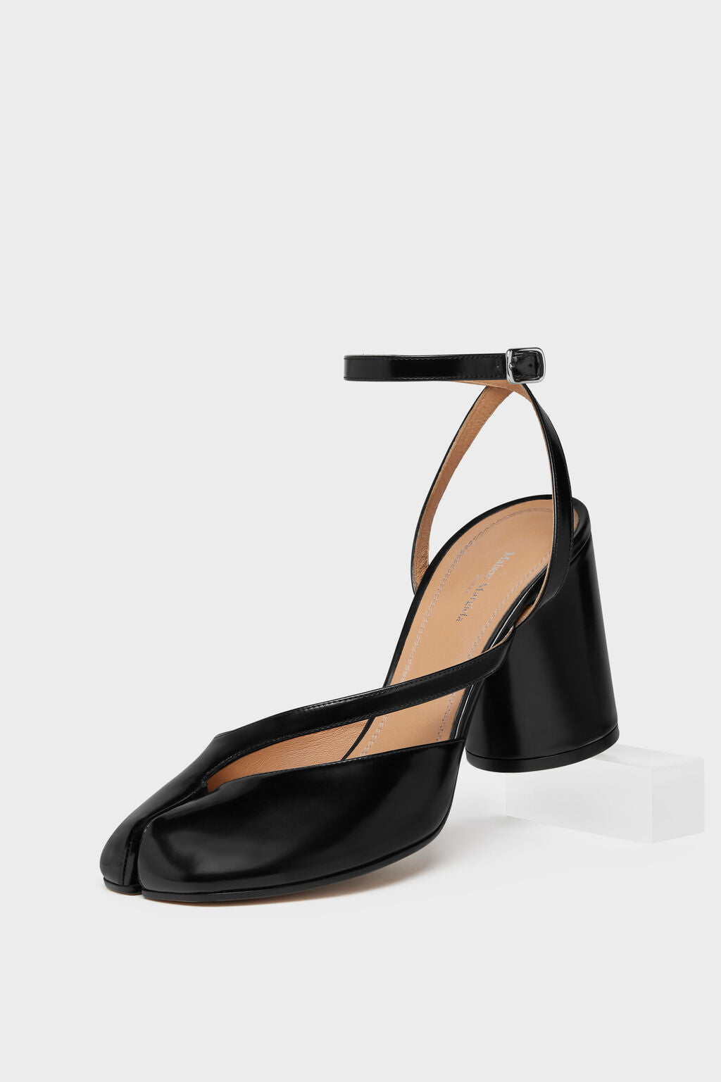 Designer Black Tabi pump sandals | Shop Online | Maison Margiela